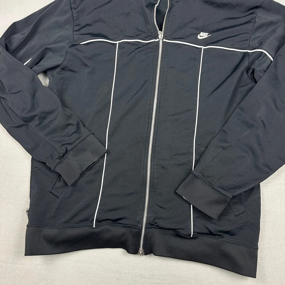 Nike jacket size